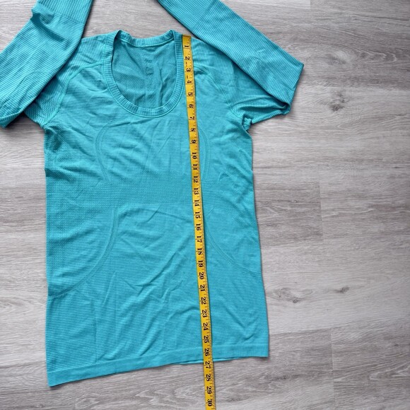 Lululemon Swiftly Tech Long Sleeve Top Shirt 2.0 Women's 10 Teal Striped EUC - Picture 6 of 11